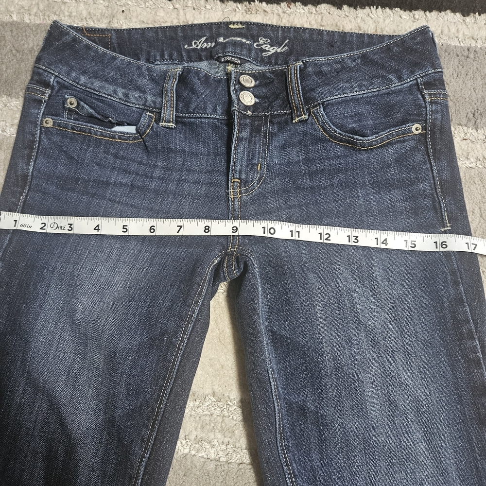 Classic Dark Blue Women’s Jeans - Comfortable Everyday Fit - Picture 7 of 9